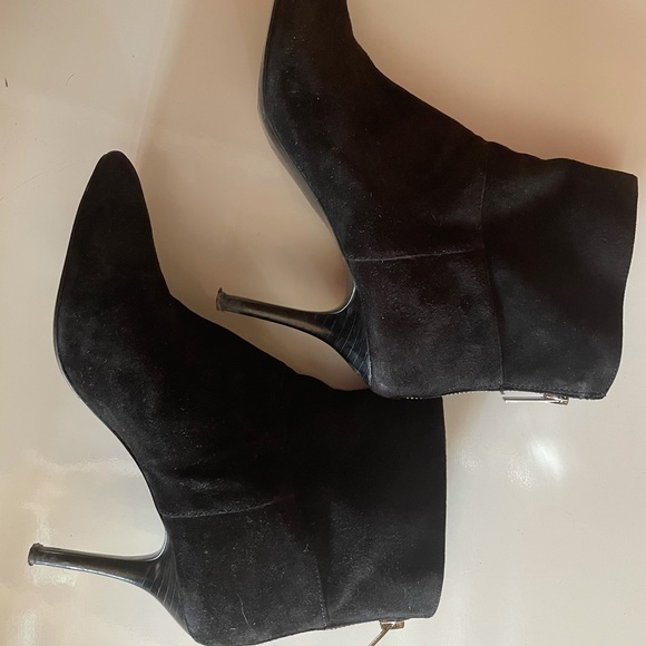 Black Suede Ankle Heel Booties - Heeled Boots with Zipper for Going Out - Picture 4 of 13